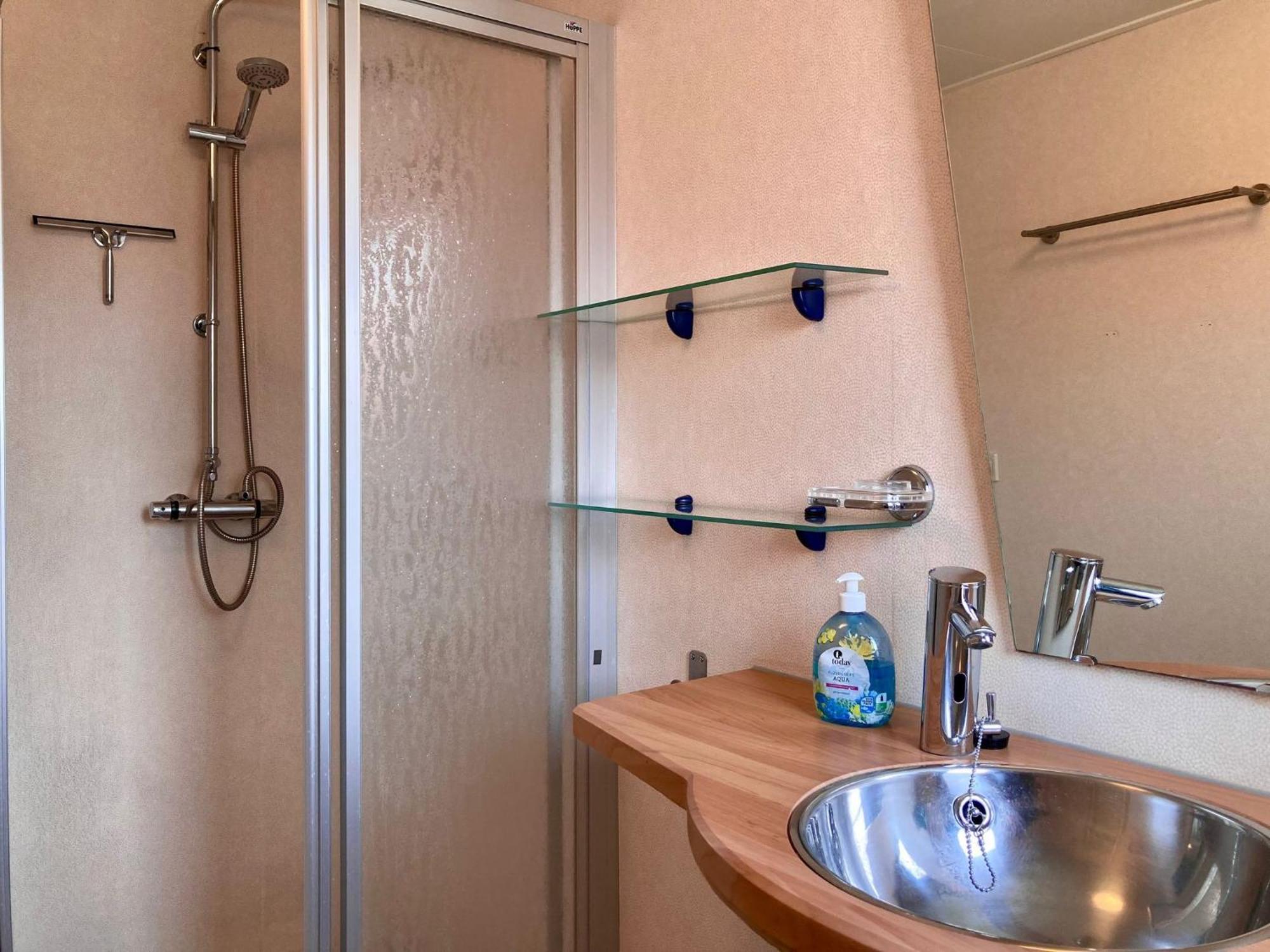 Lakeview 6 Pers Holiday Home Aurora With Fenced Garden, Whirlpool And Sauna Anjum Luaran gambar